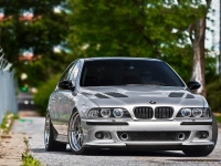 ВОЗДУХОЗАБОРНИКИ В КАПОТ BMW E39/E46 В СТИЛЕ GTR